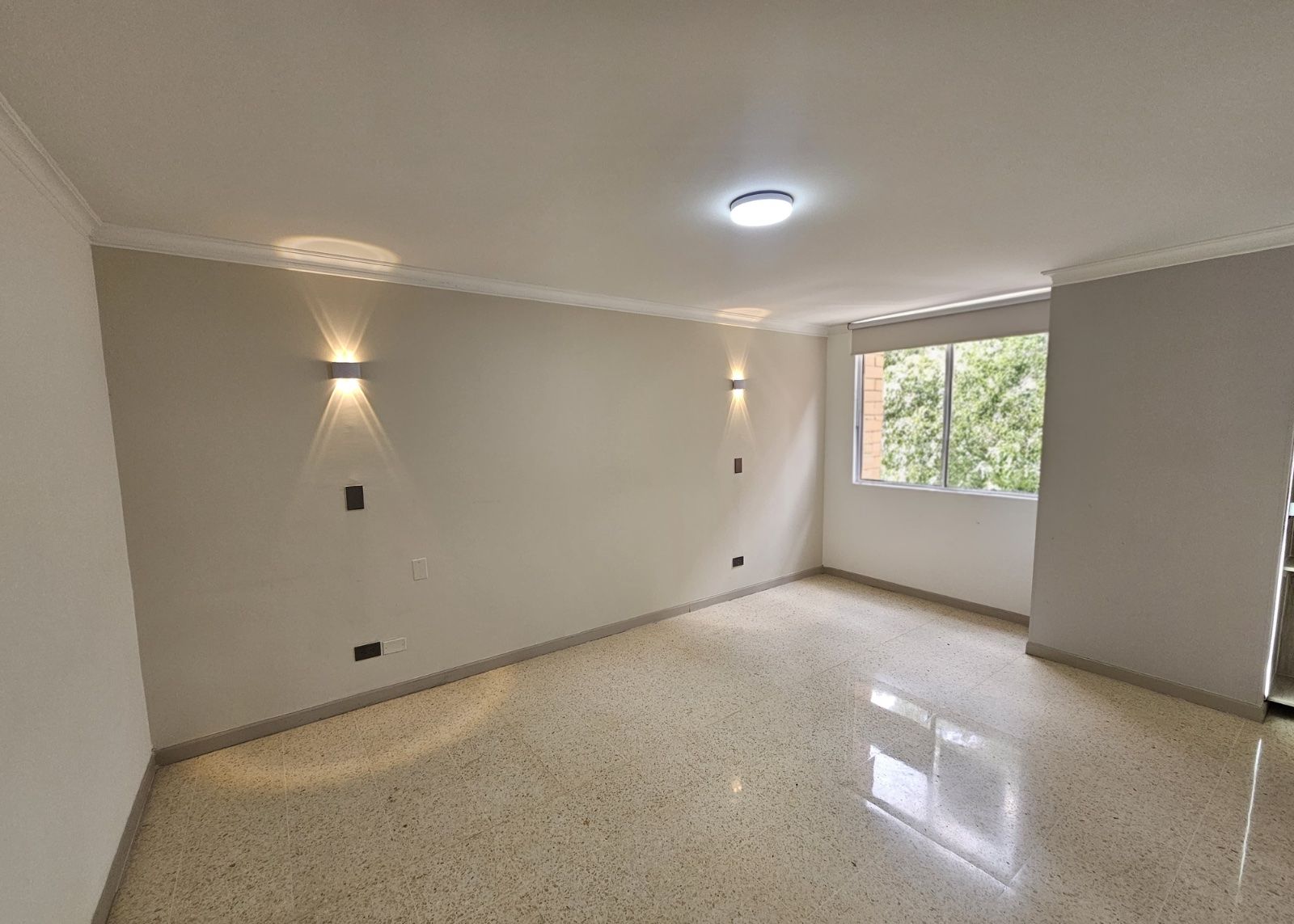 APARTAMENTO EN ARRIENDO UBICADO EN MEDELLÍN SECTOR POBLADO - 5