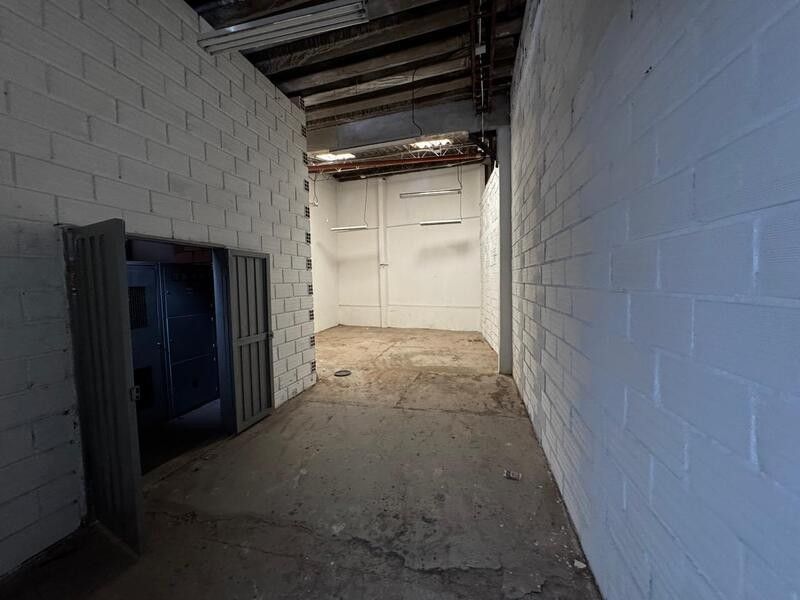 Bodega en arriendo ubicada en Itagui sector Simon Bolivar - 9
