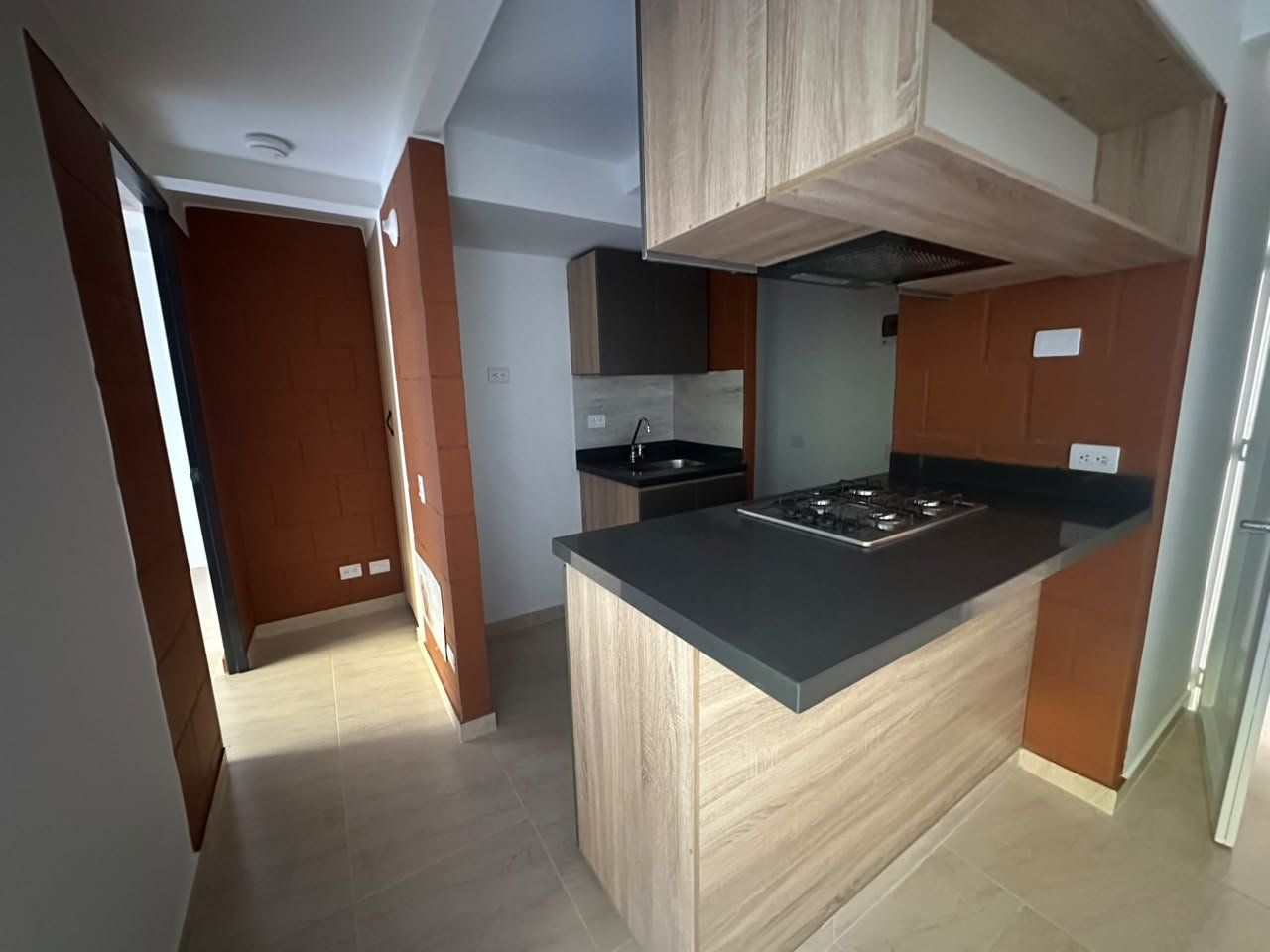 APARTAESTUDIO EN ARRIENDO UBICADO EN MEDELLÍN SECTOR ROBLEDO PAJARITO - 2