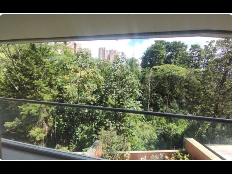 Apartamento en arriendo en El Poblado, Medellín - 2