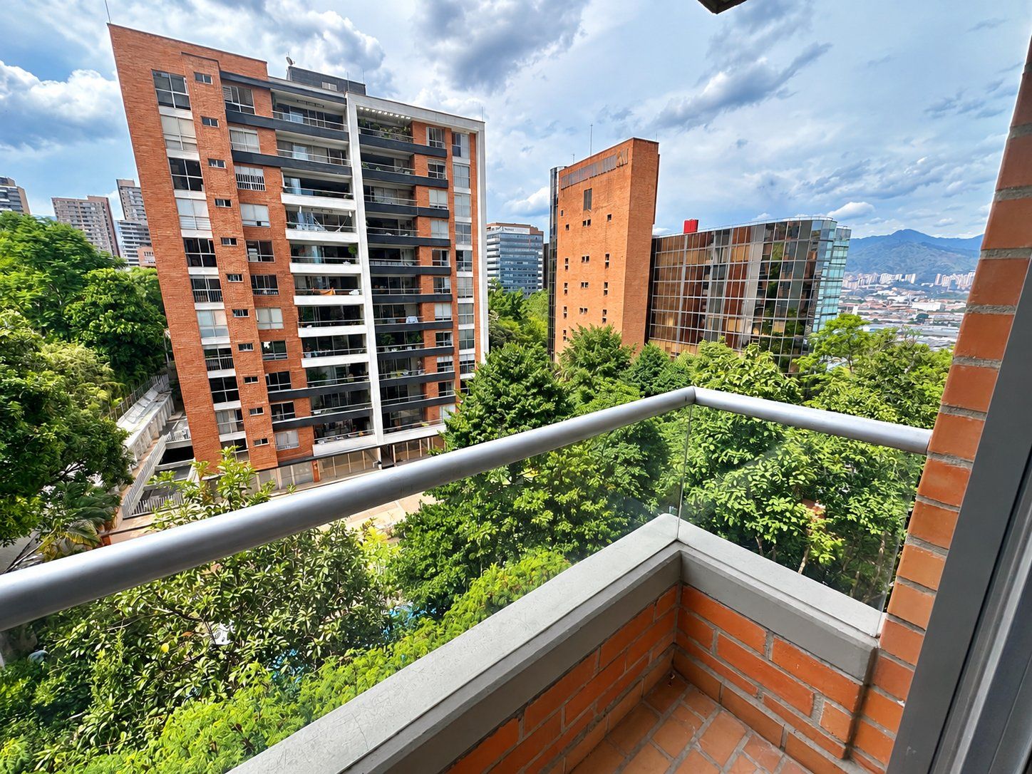APARTAMENTO EN ARRIENDO UBICADO EN POBLADO  SECTOR CASTROPOL - 11