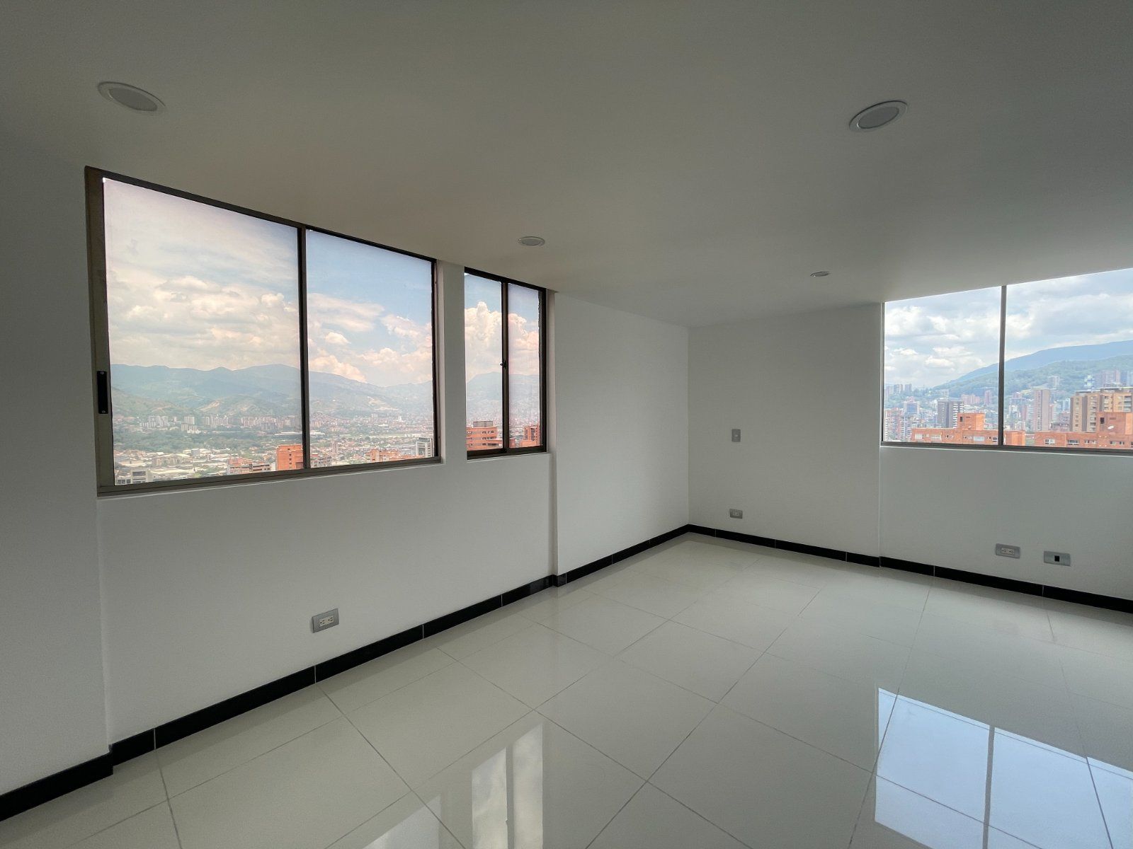 APARTAMENTO EN VENTA UBICADO EN MEDELLIN SECTOR LOS BALSOS - 8