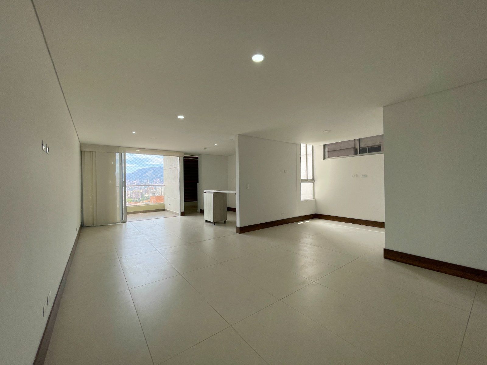 APARTAMENTO EN VENTA UBICADO EN SABANETA SECTOR AVES MARIA - 3