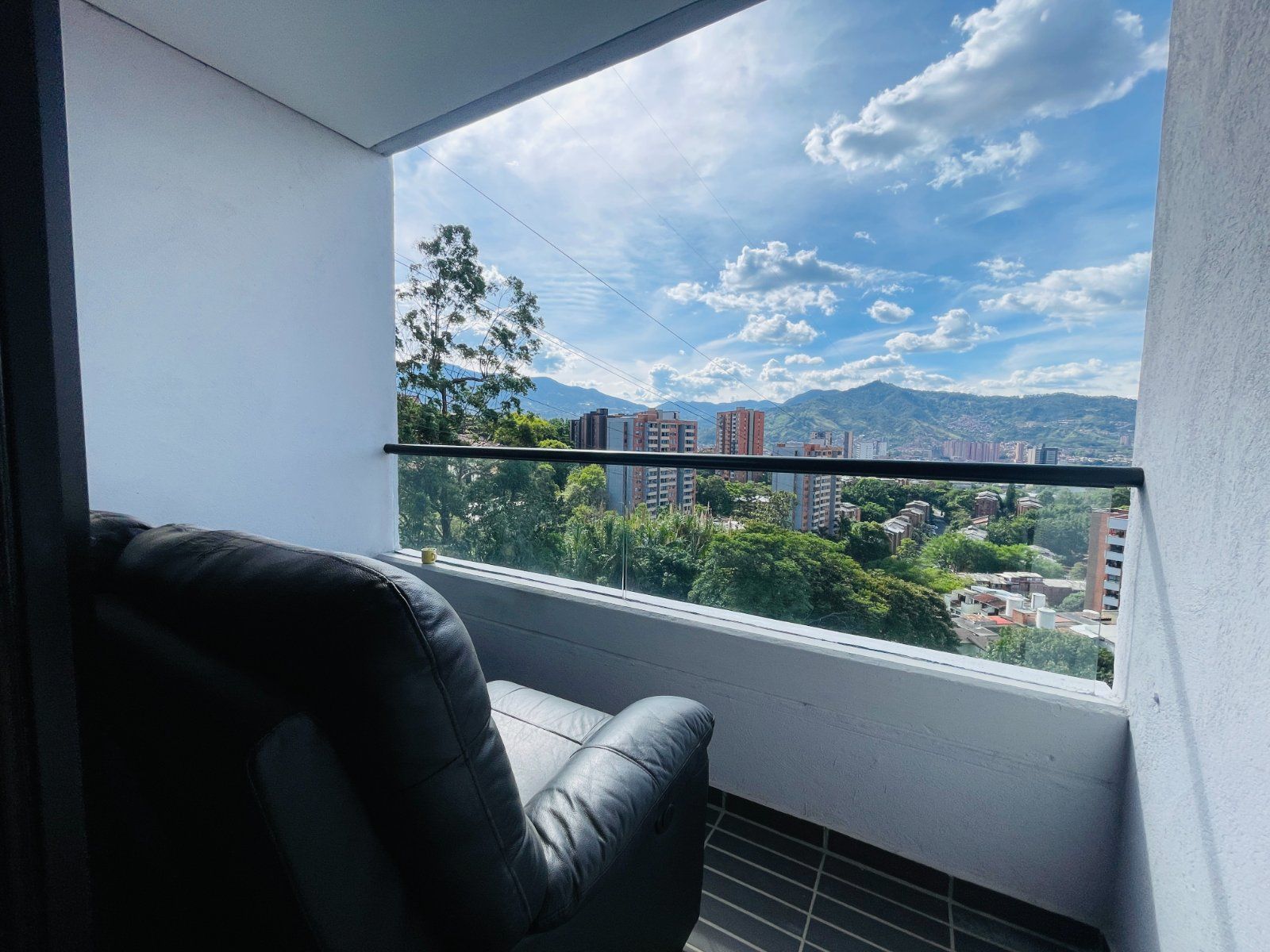 APARTAMENTO EN VENTA UBICADO EN ENVIGADO SECTOR EL TRIANON - 16