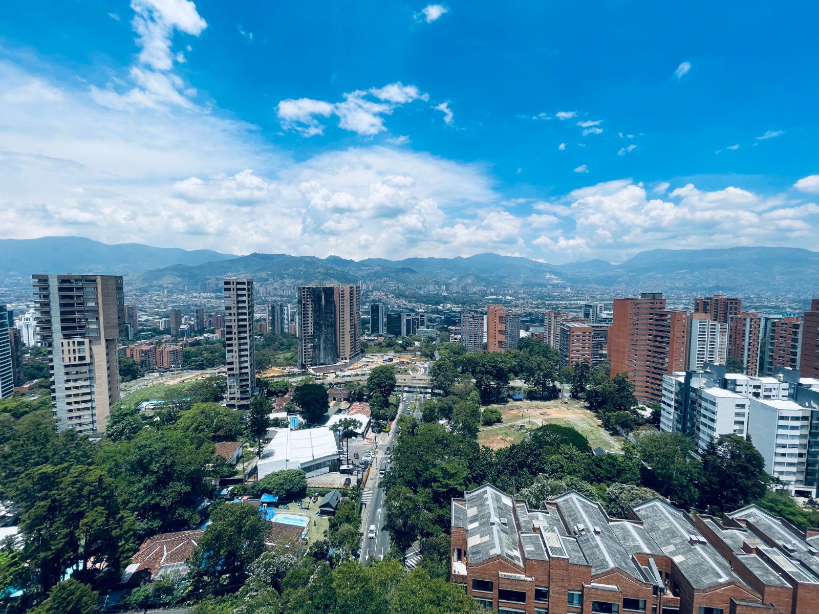 APARTAMENTO EN VENTA UBICADO EN MEDELLIN SECTOR LOS BALSOS - 19