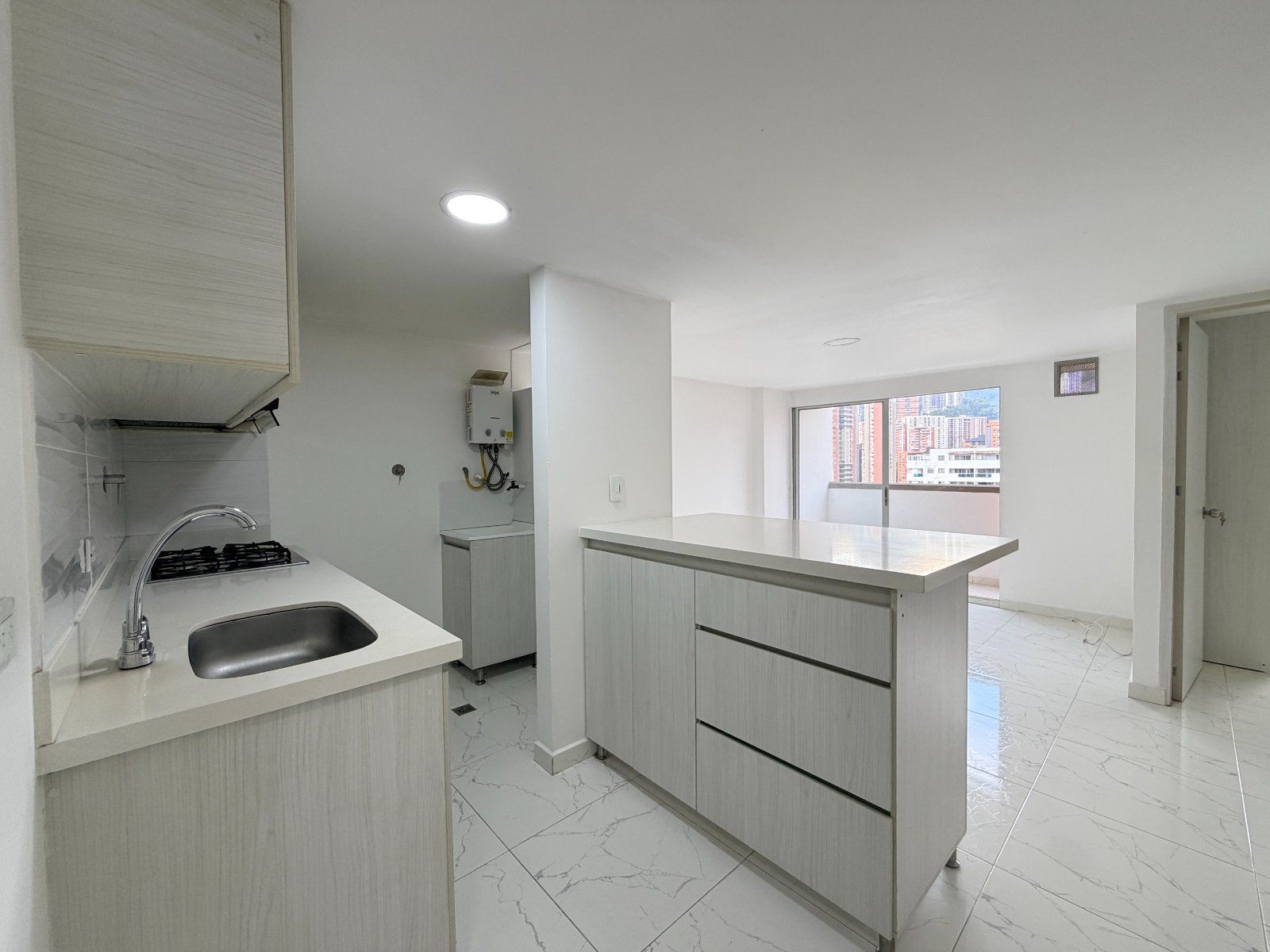 APARTAMENTO EN VENTA UBICADO EN SABANETA SECTOR EL TRAPICHE - 2