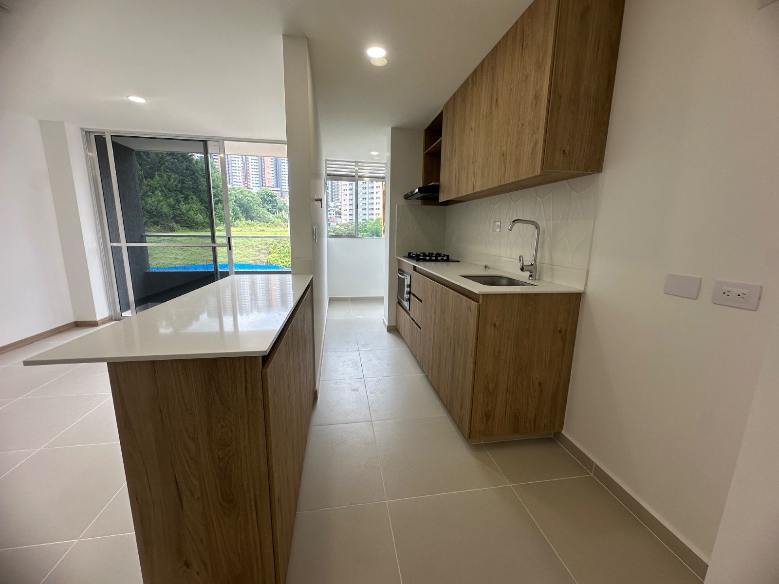 APARTAMENTO EN ARRIENDO UBICADO EN ENVIGADO SECTOR CAMINO VERDE - 2