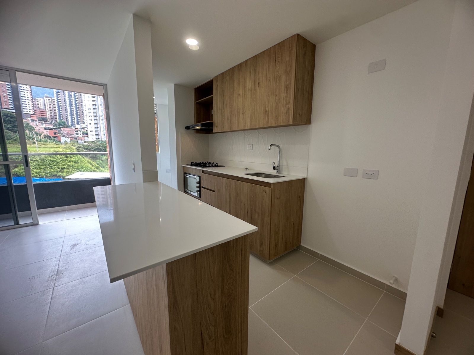 APARTAMENTO EN ARRIENDO UBICADO EN ENVIGADO SECTOR CAMINO VERDE - 4