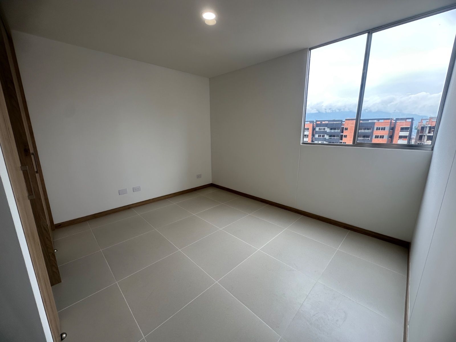 APARTAMENTO EN ARRIENDO UBICADO EN ENVIGADO SECTOR CAMINO VERDE - 10