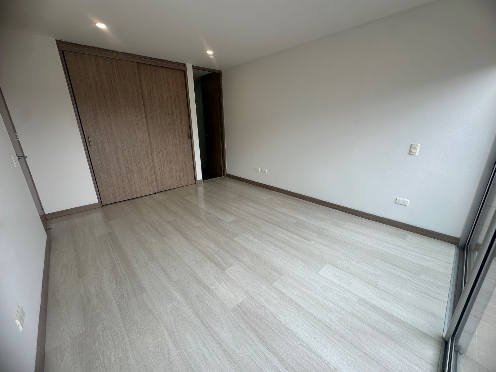 APARTAMENTO EN ARRIENDO UBICADO EN ENVIGADO SECTOR CHINQUI - 9