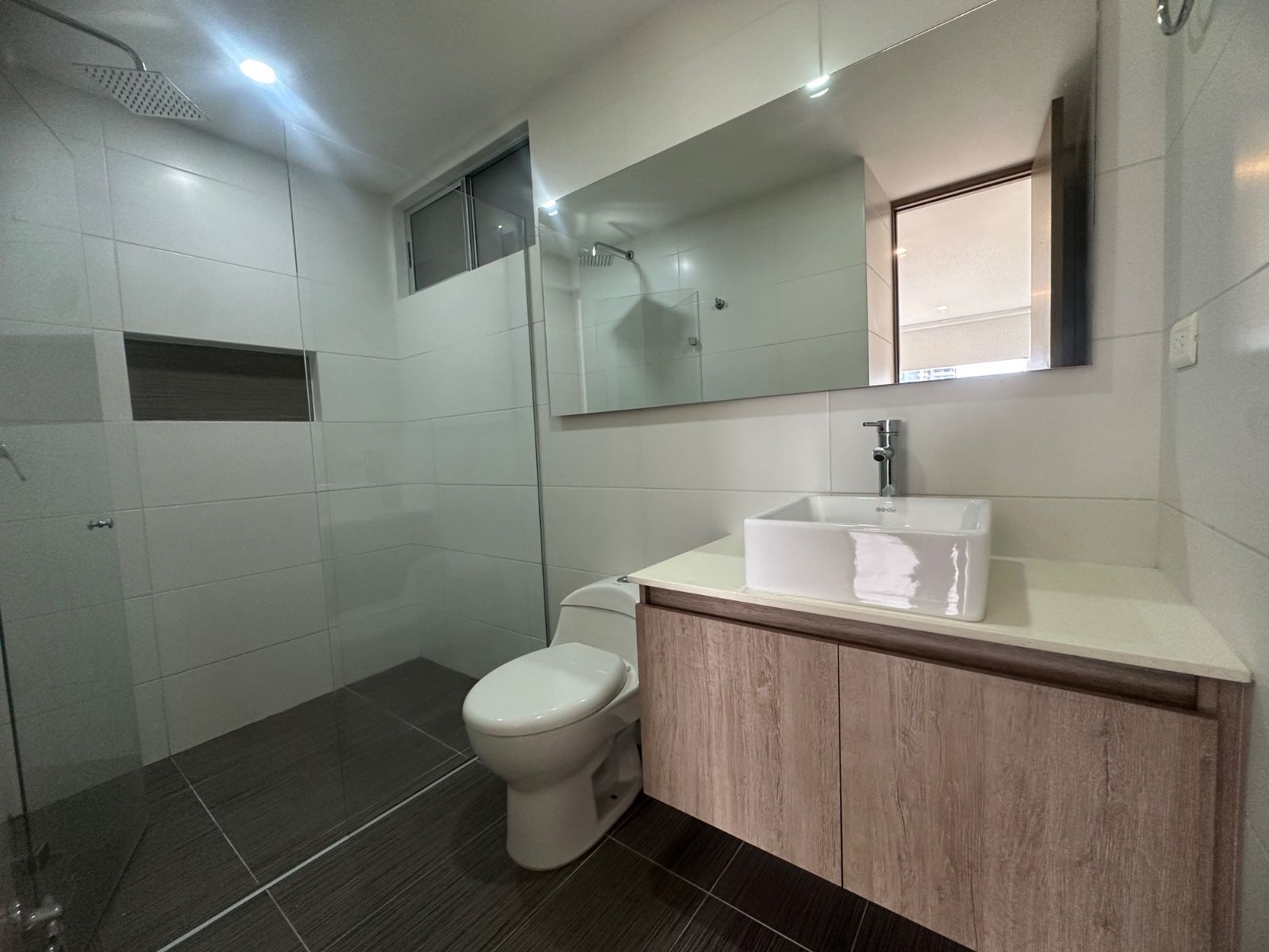 APARTAMENTO EN ARRIENDO UBICADO EN ENVIGADO SECTOR CHINQUI - 10