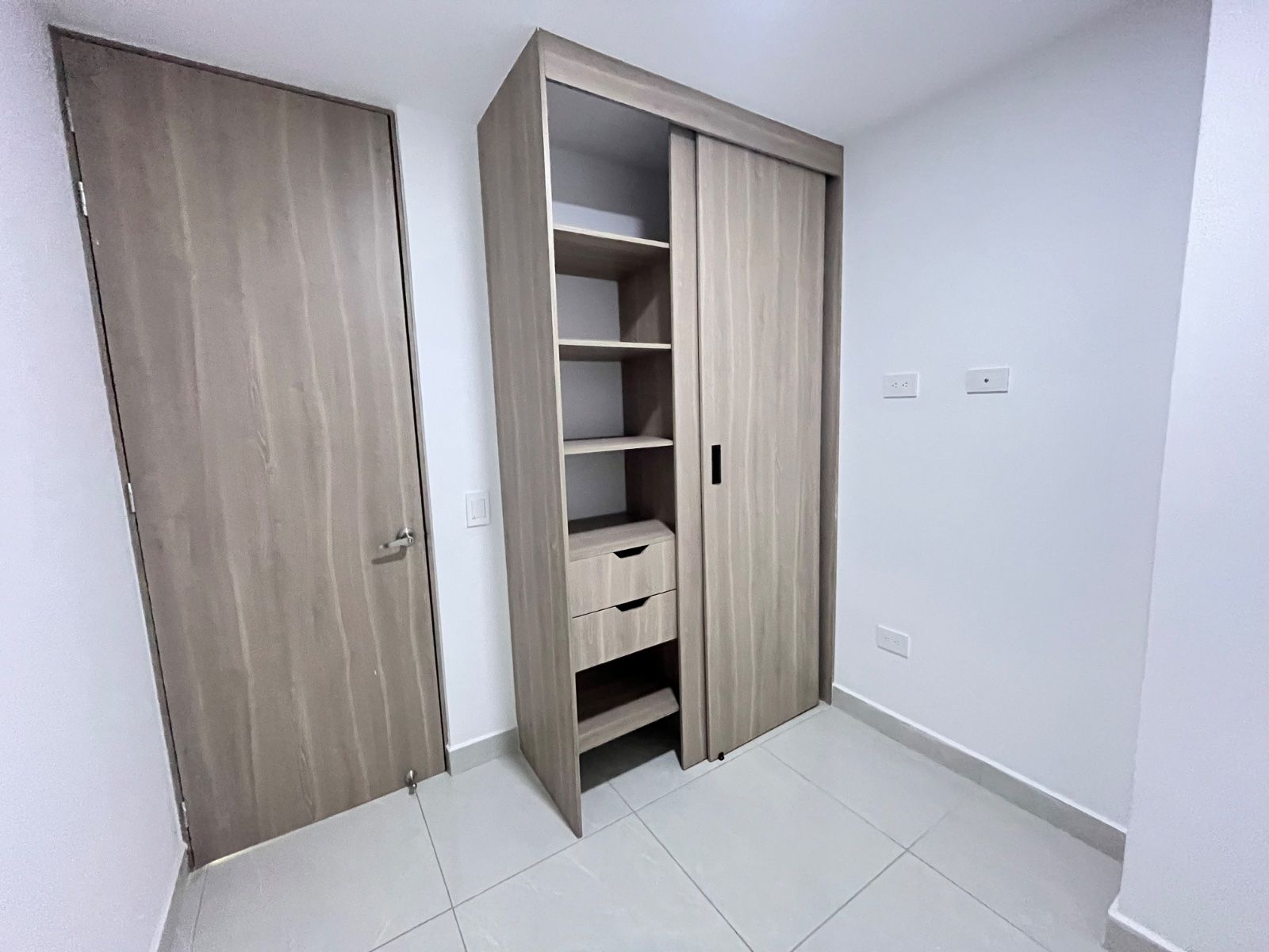 APARTAMENTO EN ARRIENDO UBICADO EN SABANETA SECTOR CALLE LARGA - 5