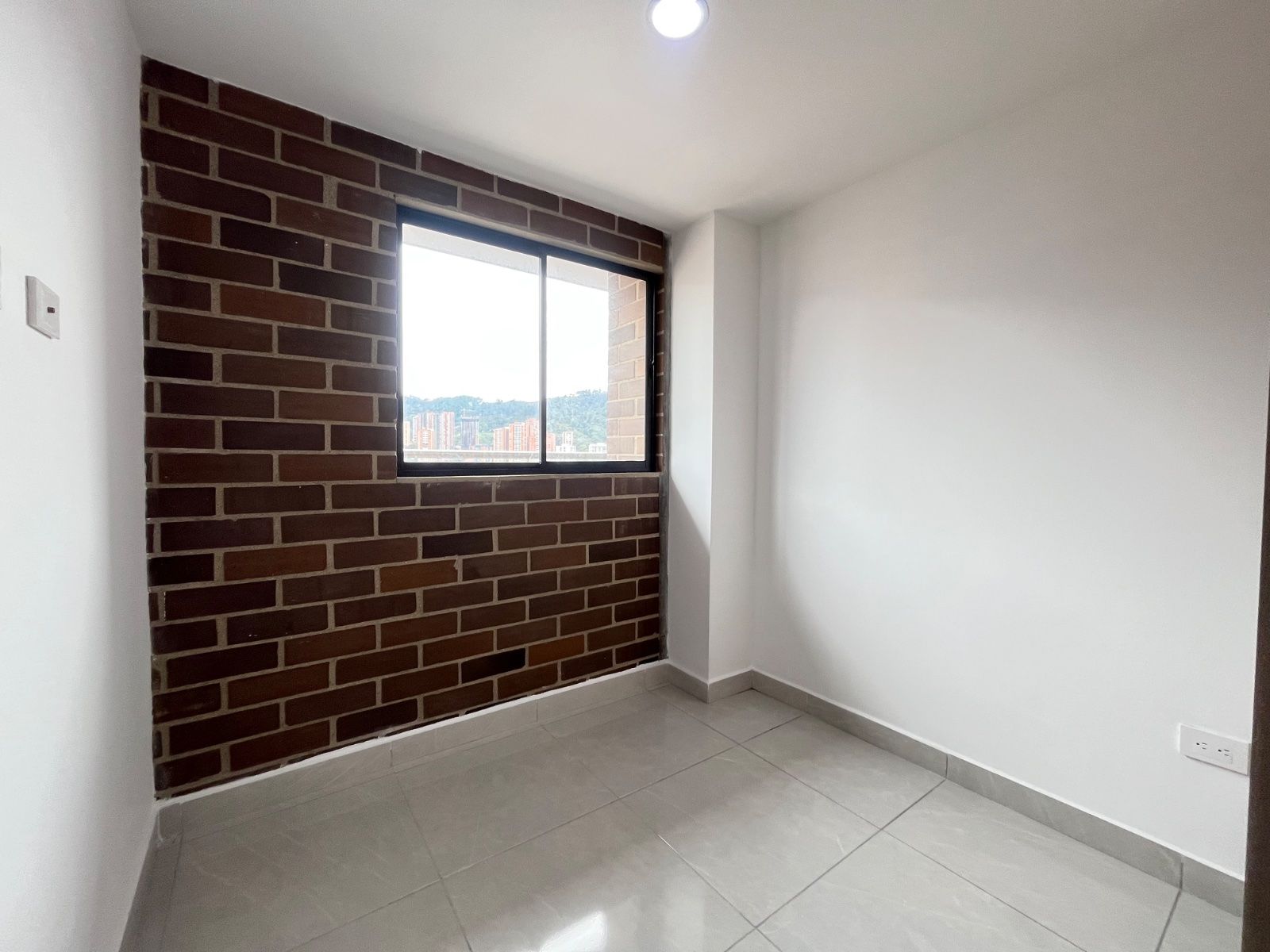 APARTAMENTO EN ARRIENDO UBICADO EN SABANETA SECTOR CALLE LARGA - 6