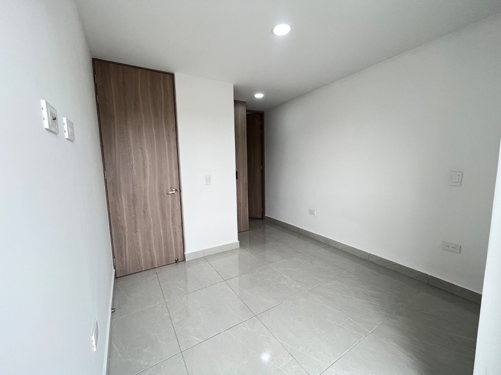 APARTAMENTO EN ARRIENDO UBICADO EN SABANETA SECTOR CALLE LARGA - 9