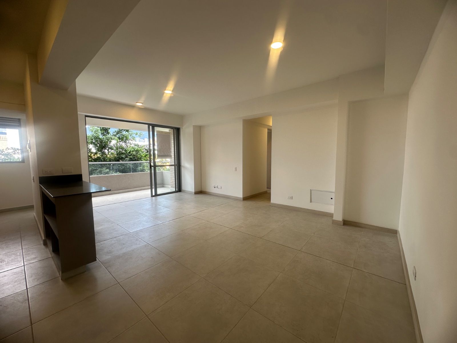 APARTAMENTO EN ARRIENDO UBICADO ENVIGADO SECTOR LAS VEGAS - 2