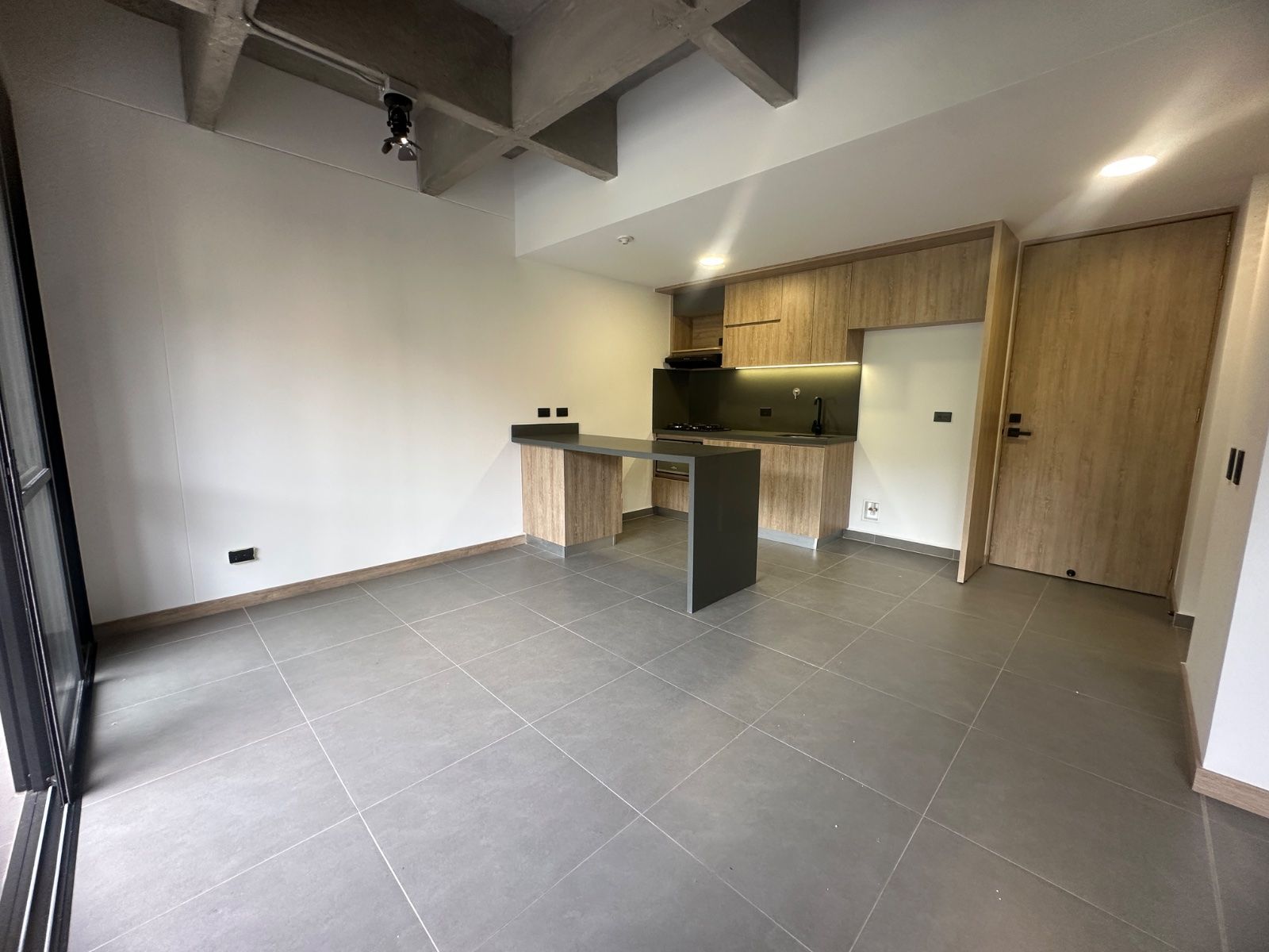 APARTAMENTO EN ARRIENDO UBICADO EN ENVIGADO SECTOR LOMA DEL ESCOBERO - 3