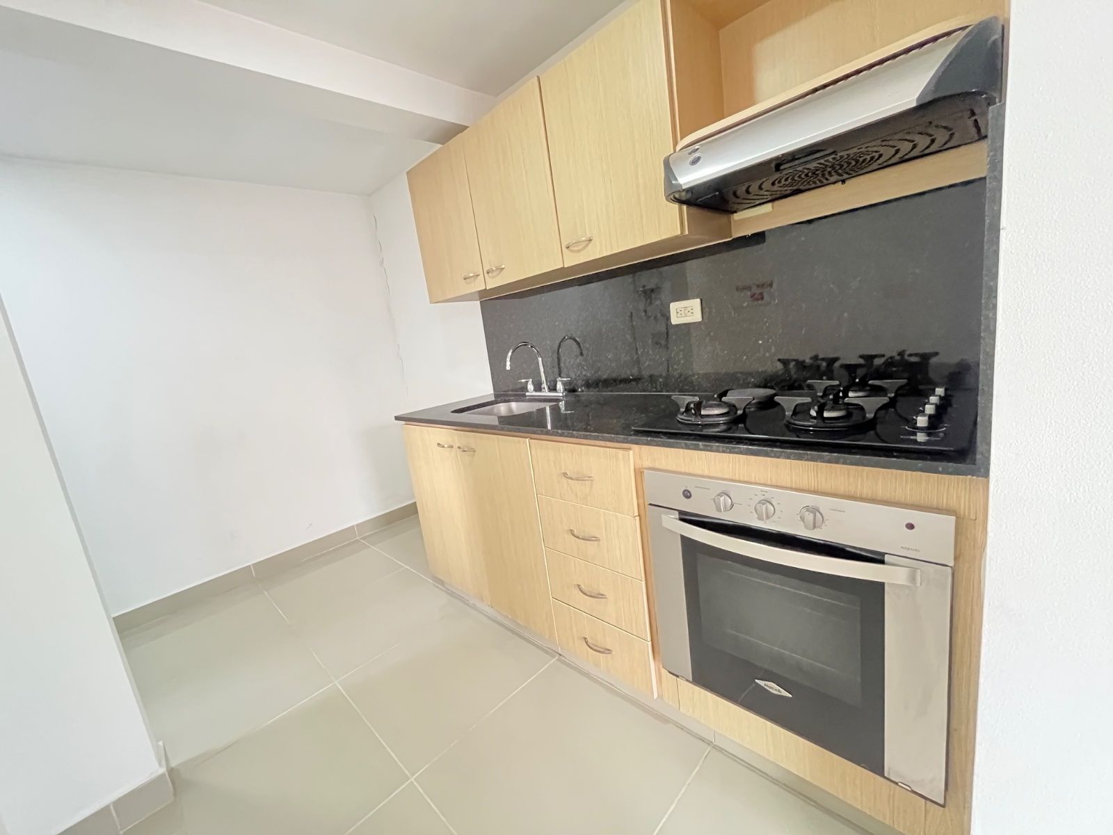 APARTAMENTO EN ARRIENDO UBICADO EN SABANETA SECTOR SAN REMO - 4