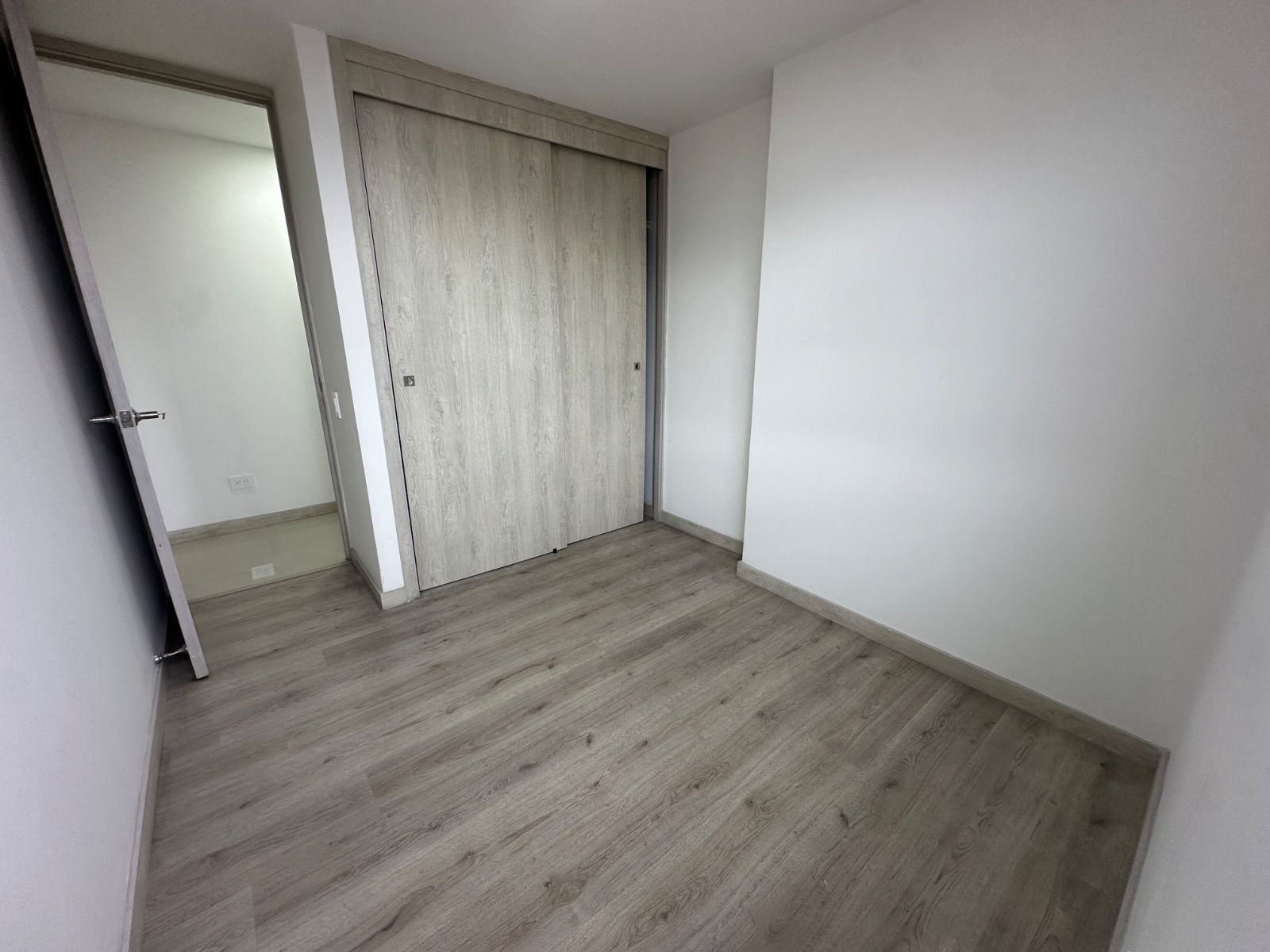 APARTAMENTO EN ARRIENDO UBICADO EN ENVIGADO SECTOR LA PAZ - 5