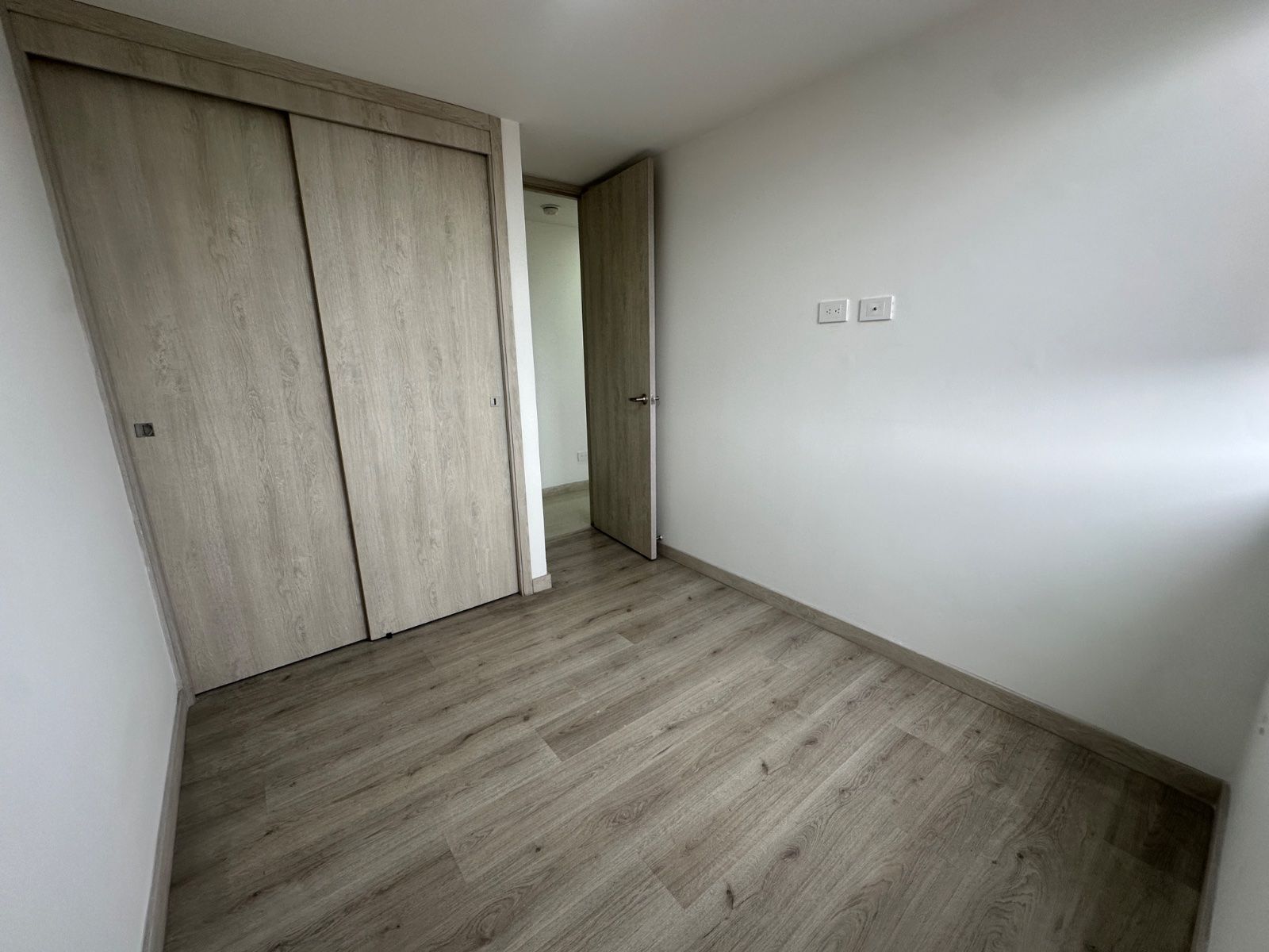 APARTAMENTO EN ARRIENDO UBICADO EN ENVIGADO SECTOR LA PAZ - 8