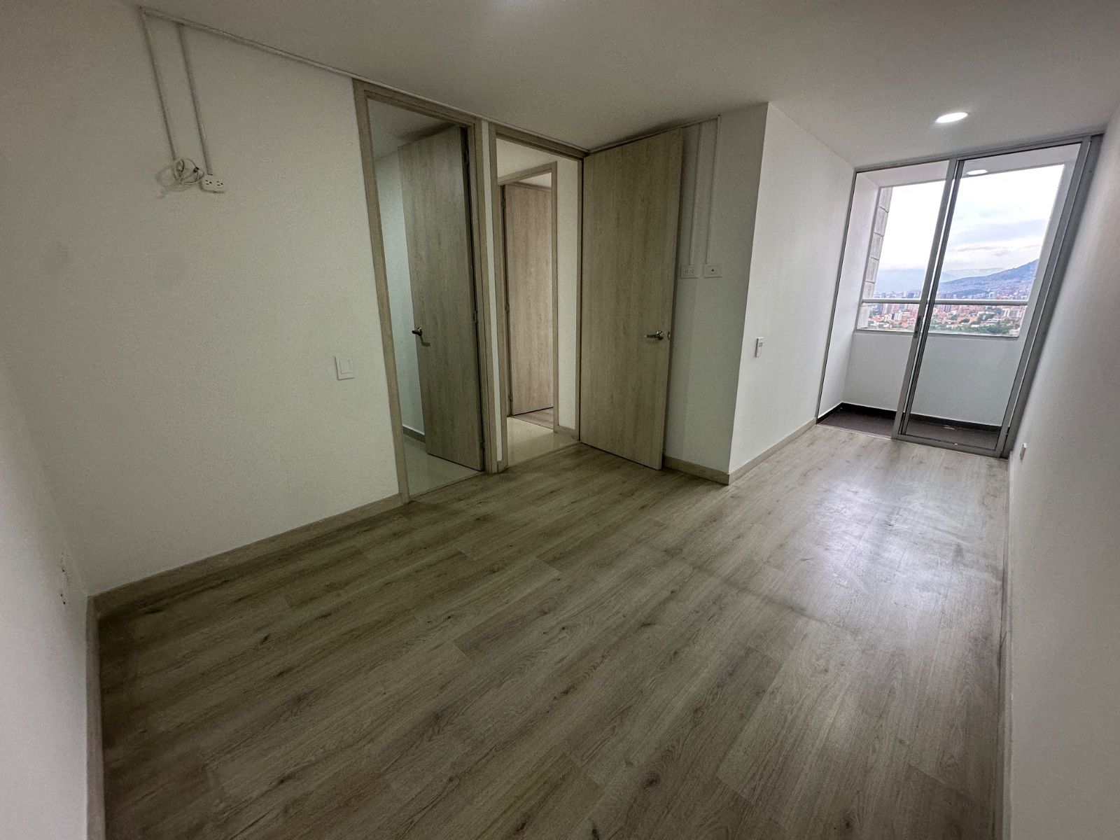 APARTAMENTO EN ARRIENDO UBICADO EN ENVIGADO SECTOR LA PAZ - 9
