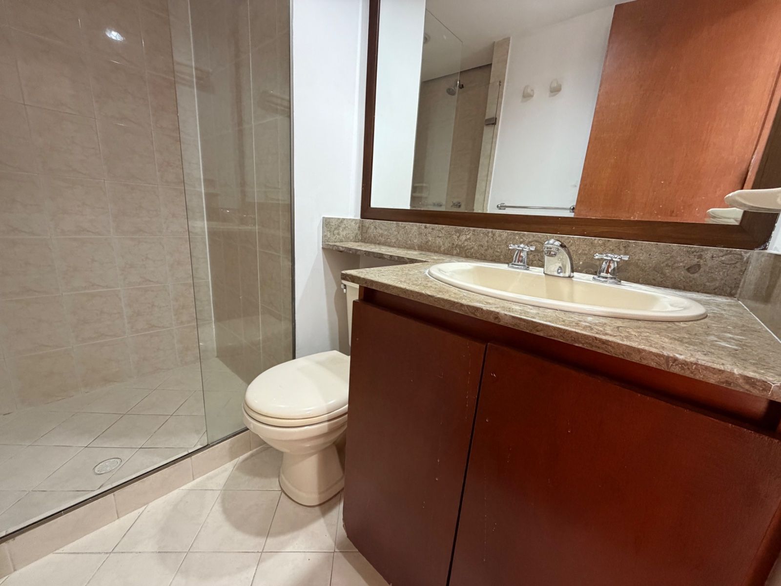 APARTAMENTO EN ARRIENDO UBICADO MEDELLÍN SECTOR POBLADO - 11