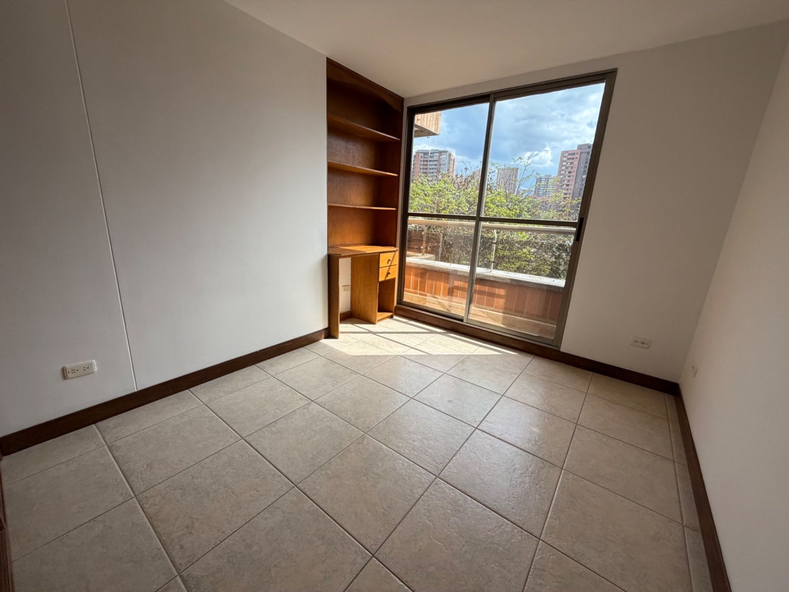 APARTAMENTO EN ARRIENDO UBICADO MEDELLÍN SECTOR POBLADO - 6