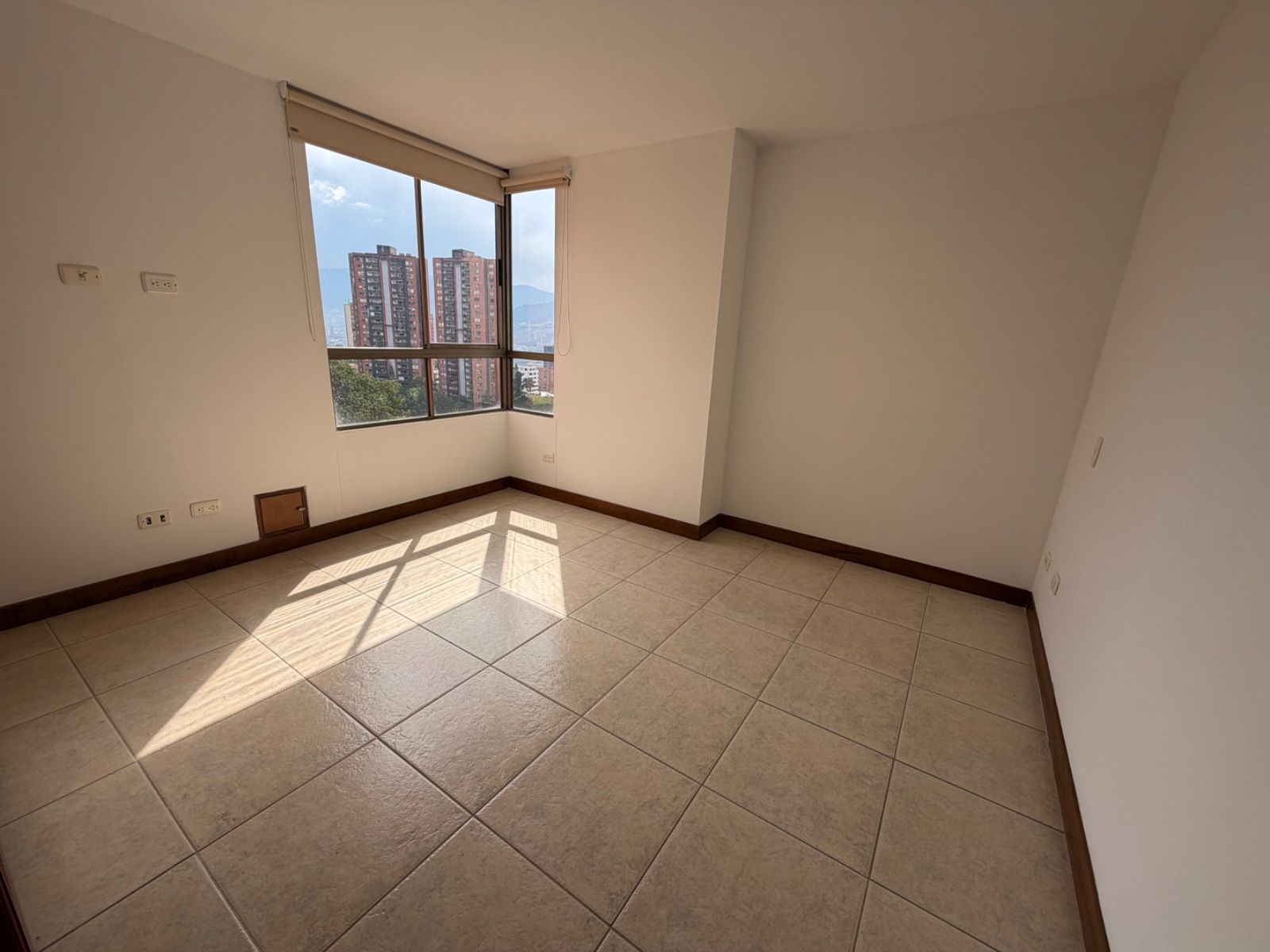 APARTAMENTO EN ARRIENDO UBICADO MEDELLÍN SECTOR POBLADO - 8