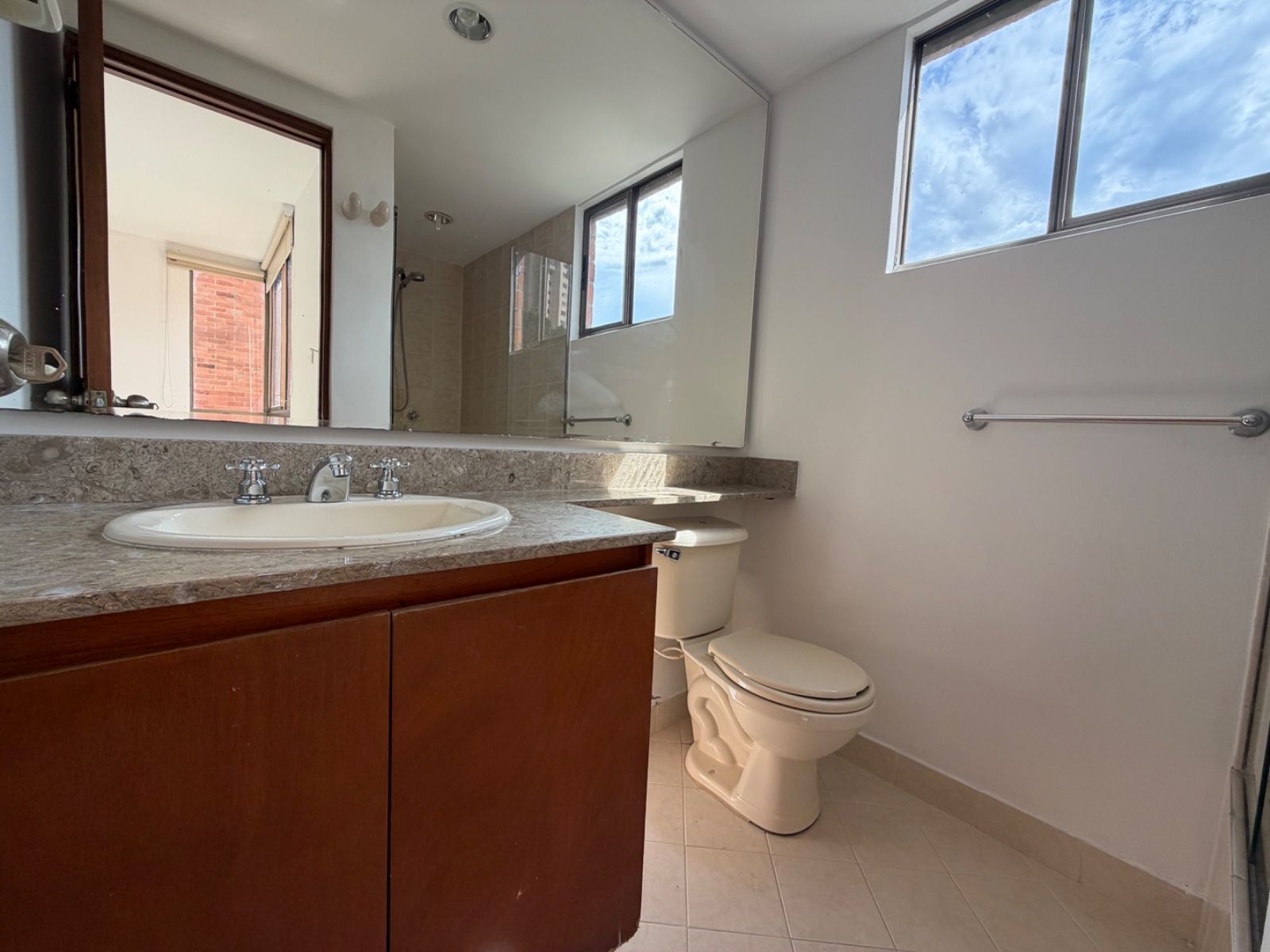 APARTAMENTO EN ARRIENDO UBICADO MEDELLÍN SECTOR POBLADO - 10