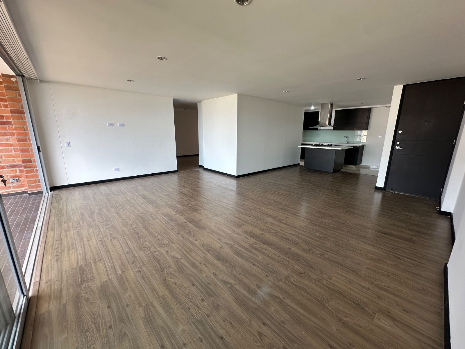APARTAMENTO EN ARRIENDO UBICADO EN ENVIGADO SECTOR LAS BRUJAS