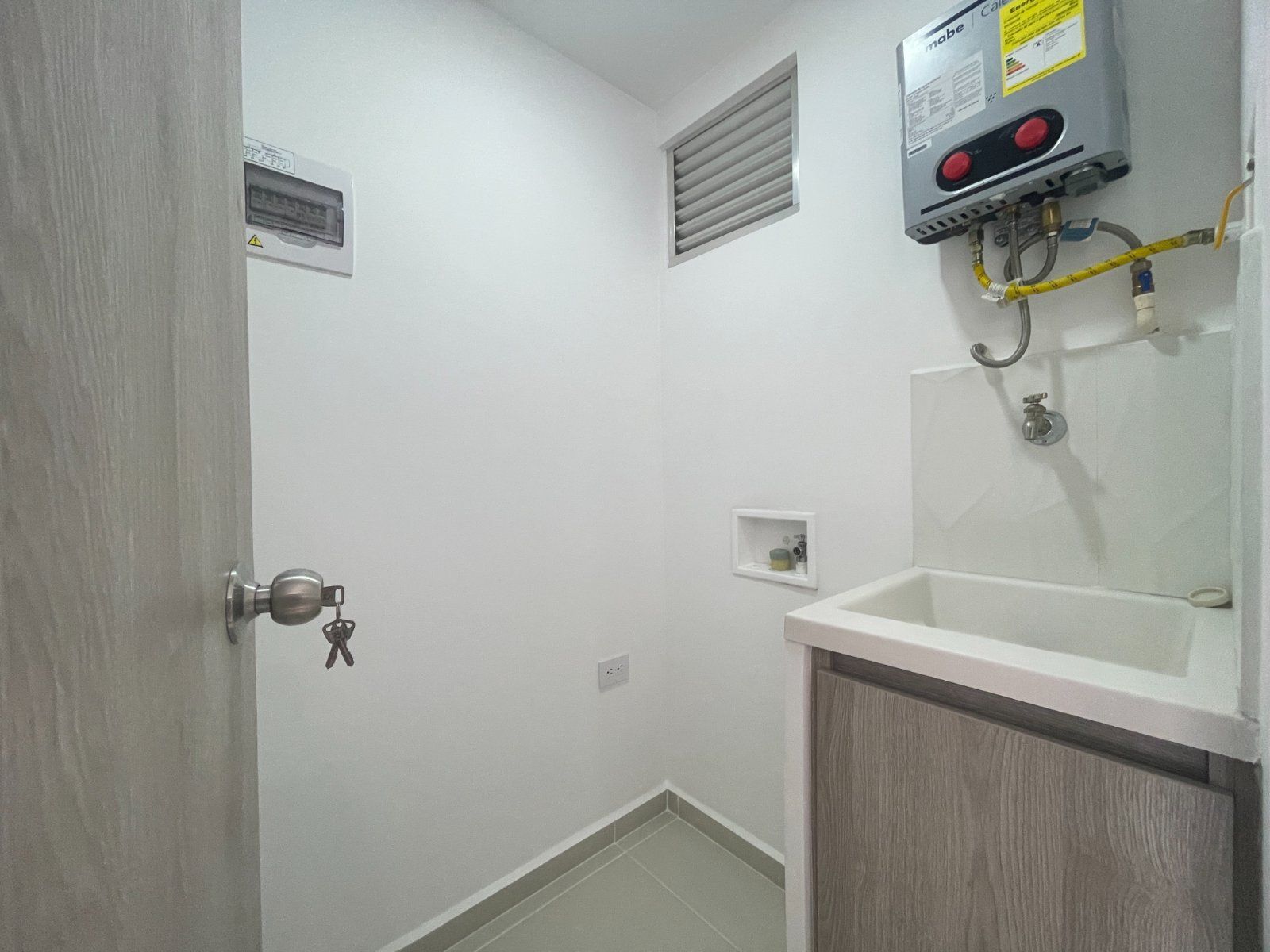 APARTAMENTO EN VENTA UBICADO EN ITAGUI SECTOR SIMON BOLIVAR - 16