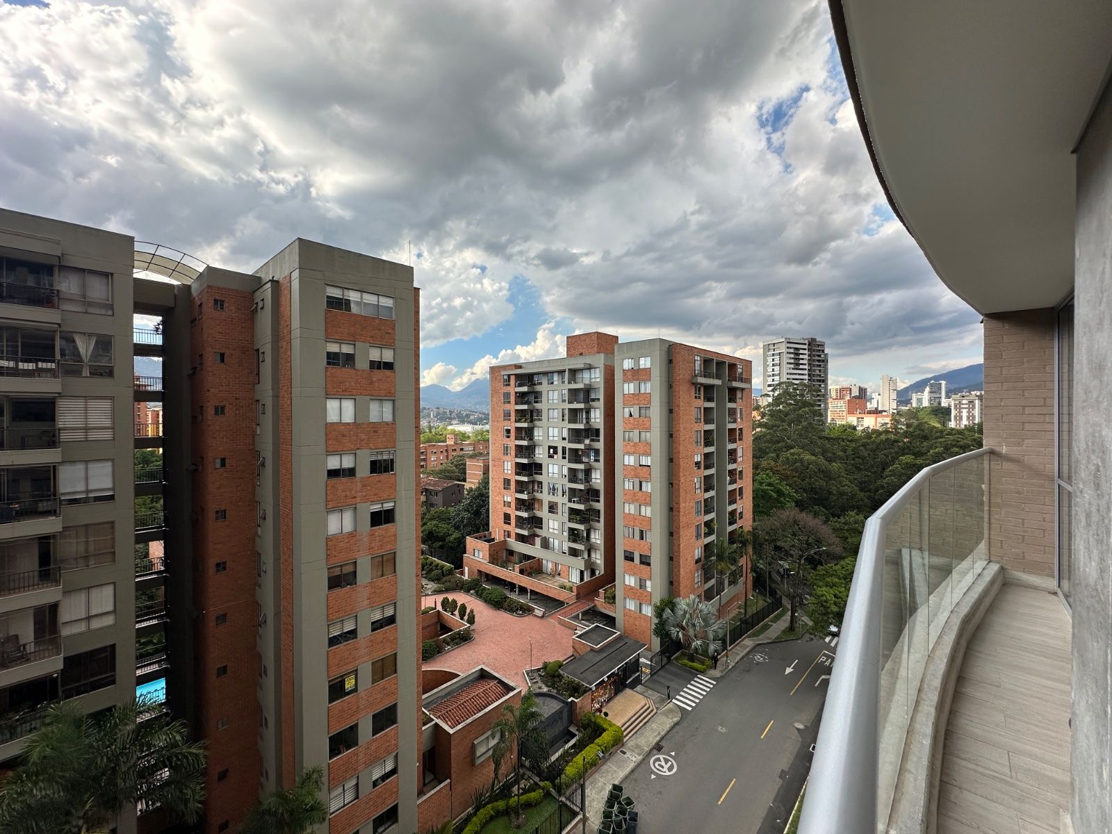 APARTAESTUDIO EN ARRIENDO UBICADO EN ENVIGADO SECTOR PONTEVEDRA - 16