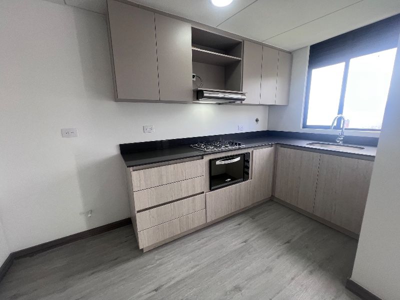 APARTAMENTO EN ARRIENDO UBICADO EN EL POBLADO SECTOR LAS PALMAS - 3