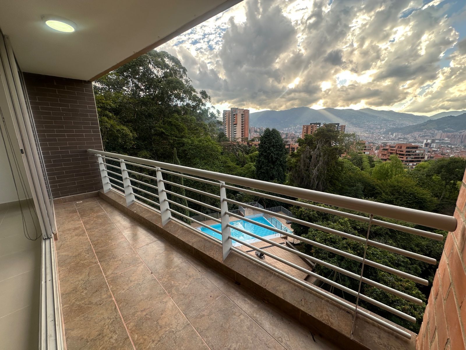 APARTAMENTO EN ARRIENDO UBICADO EN ENVIGADO SECTOR LOMA DEL ESCOBERO - 15