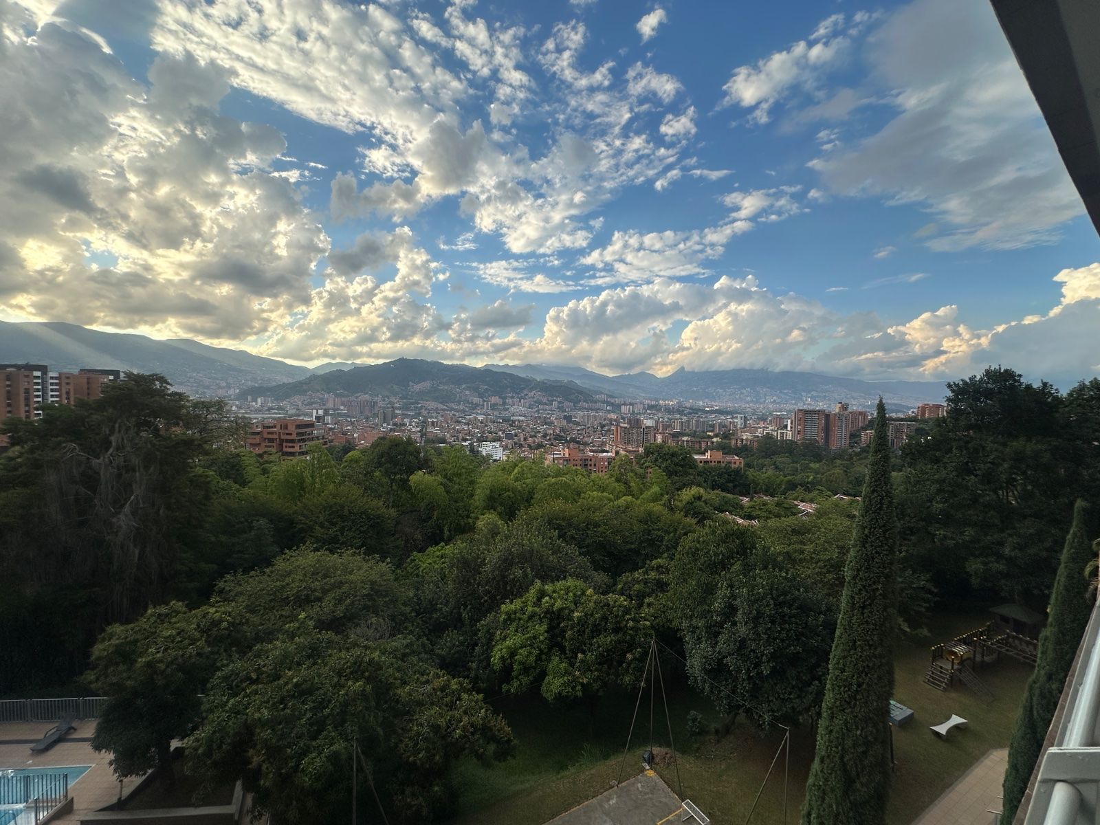 APARTAMENTO EN ARRIENDO UBICADO EN ENVIGADO SECTOR LOMA DEL ESCOBERO - 16