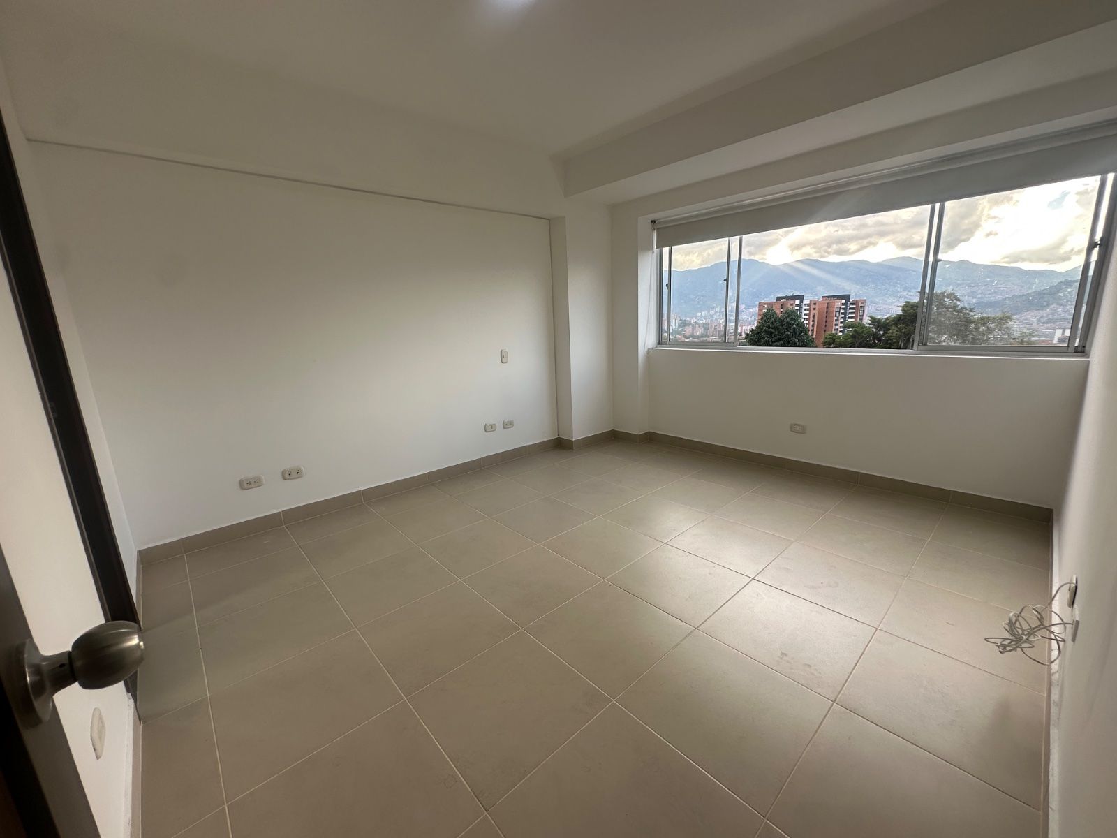 APARTAMENTO EN ARRIENDO UBICADO EN ENVIGADO SECTOR LOMA DEL ESCOBERO - 9