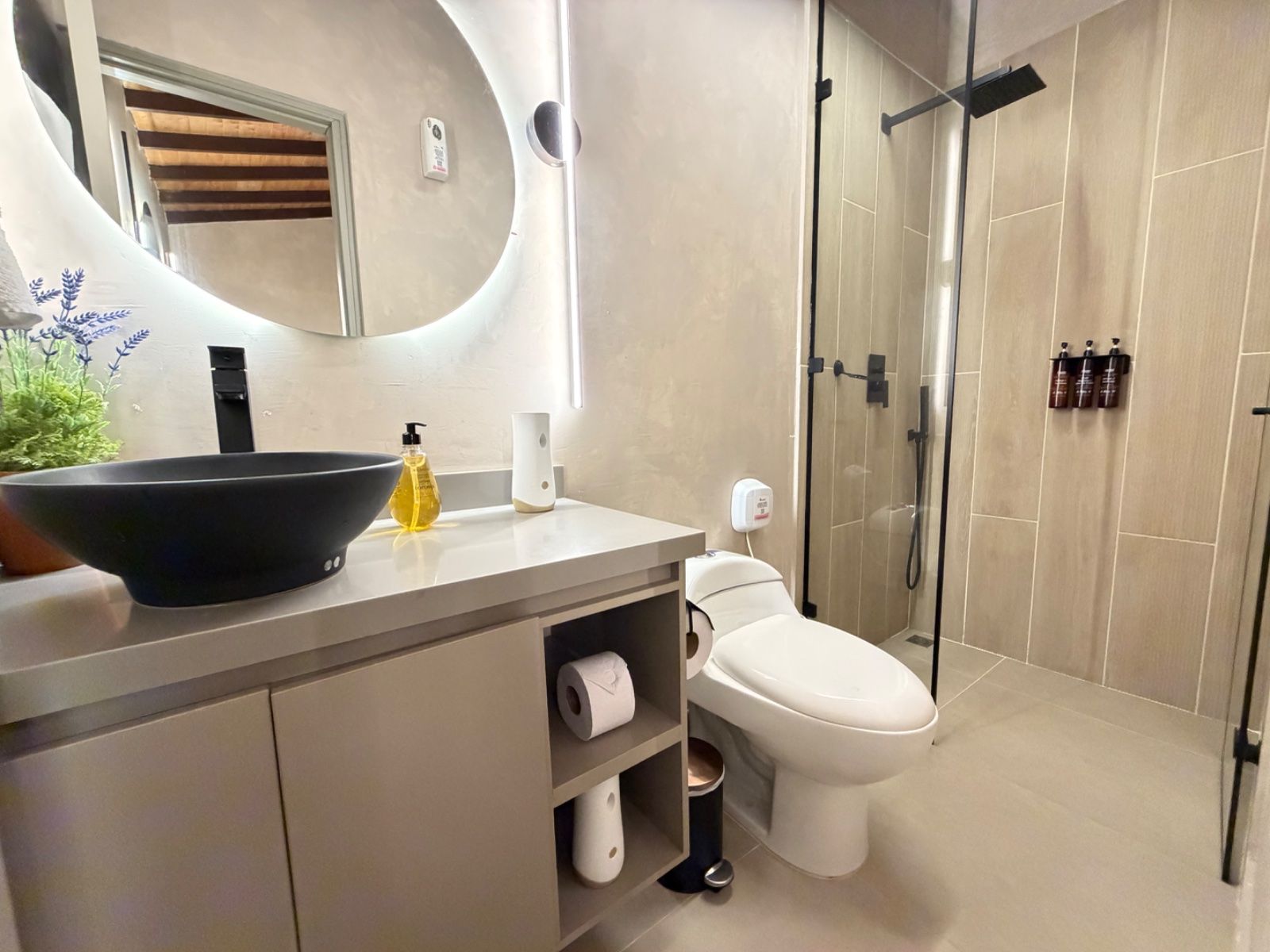 CASA EN ARRIENDO UBICADA EN MEDELLIN SECTOR LAURELES - 16