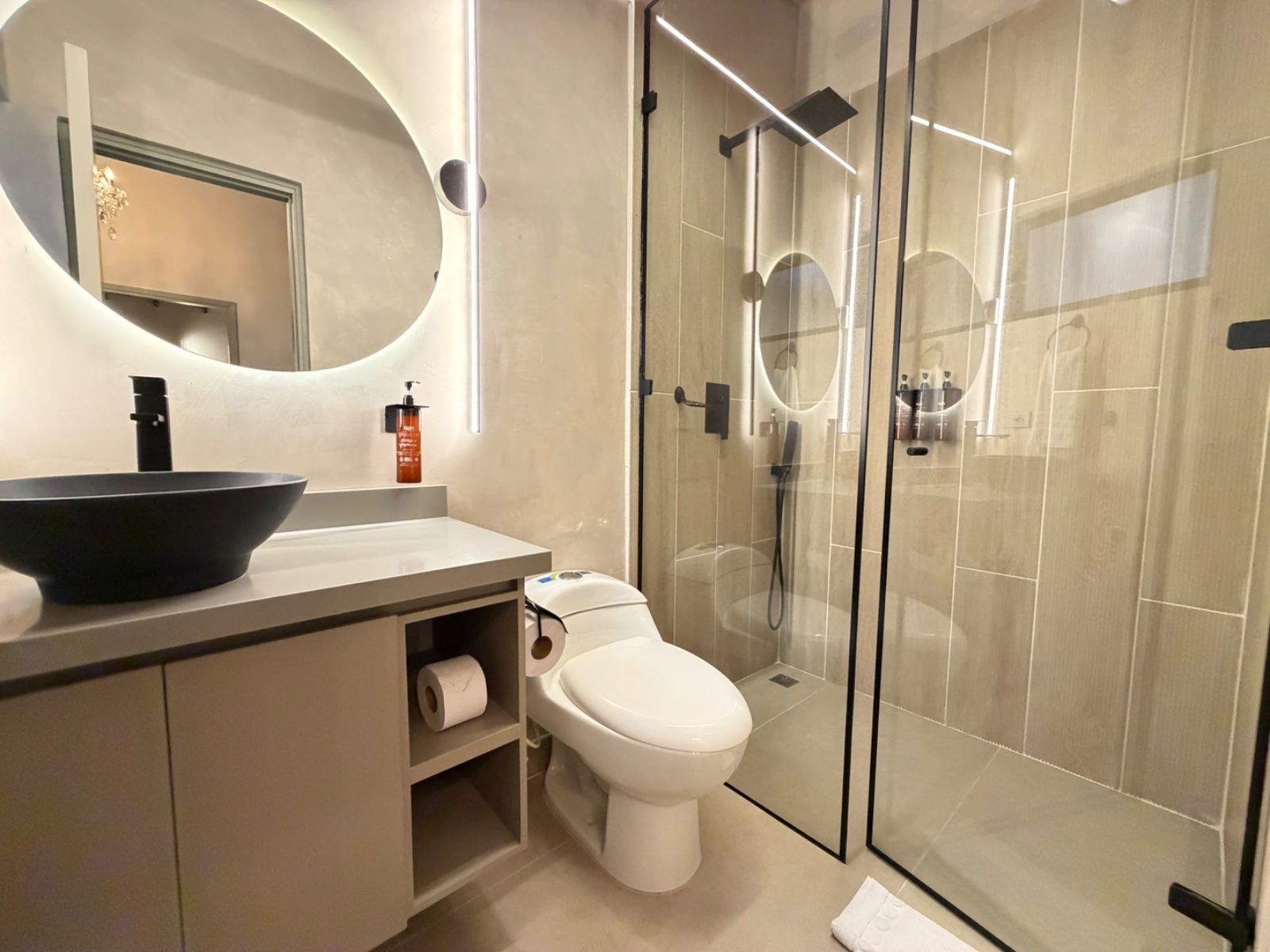 CASA EN ARRIENDO UBICADA EN MEDELLIN SECTOR LAURELES - 15