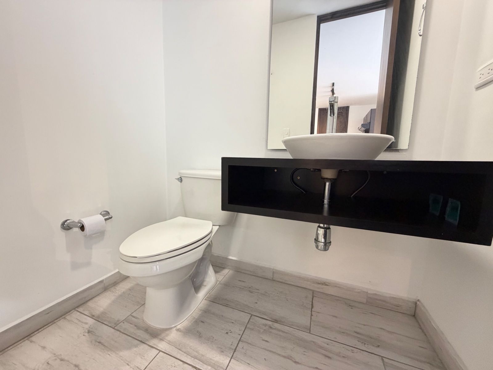 APARTAMENTO EN ARRIENDO UBICADO EN MEDELLÍN SECTOR MILLA DE ORO - 9