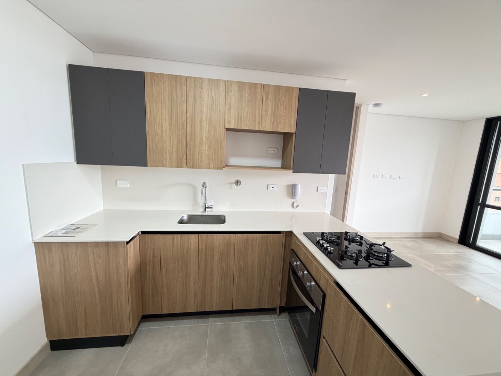 APARTAMENTO EN ARRIENDO UBICADO EN MEDELLIN SECTOR EL POBLADO - 5