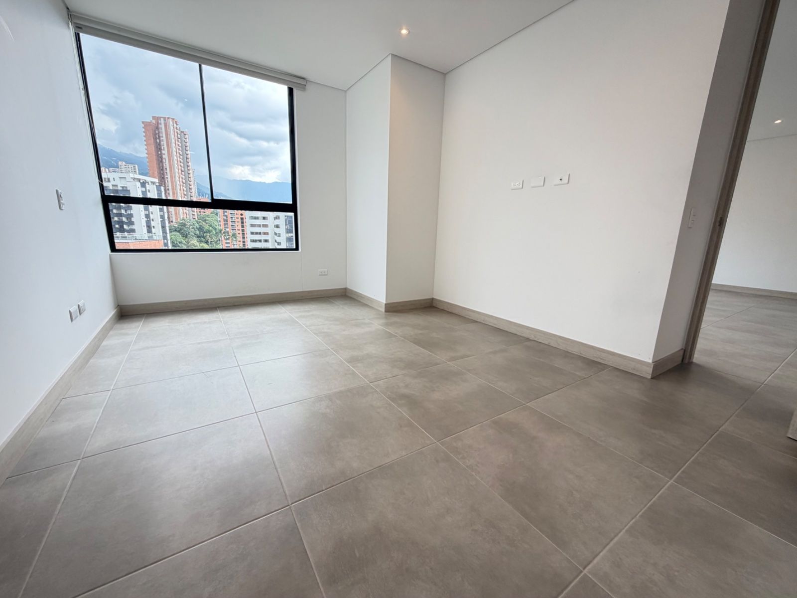 APARTAMENTO EN ARRIENDO UBICADO EN MEDELLIN SECTOR EL POBLADO - 7