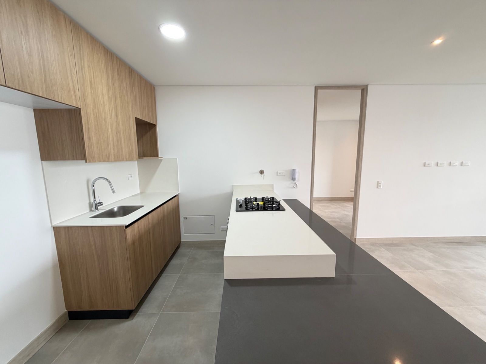 APARTAMENTO EN ARRIENDO UBICADO EN MEDELLIN SECTOR LINARES - 2