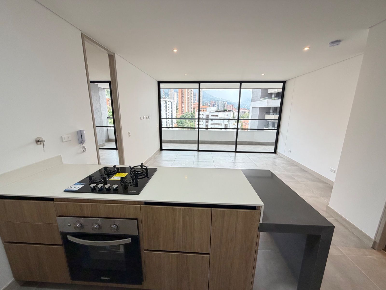 APARTAMENTO EN ARRIENDO UBICADO EN MEDELLIN SECTOR LINARES - 3