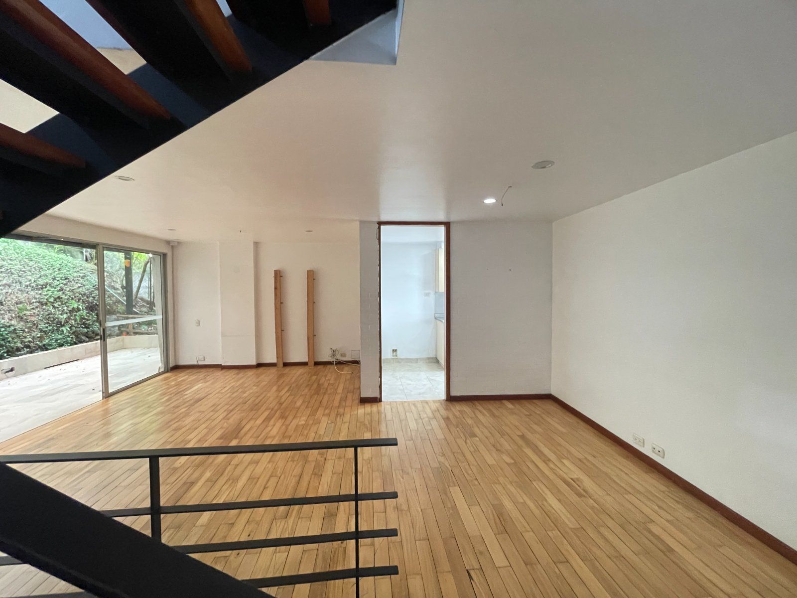 CASA EN VENTA UBICADA EN MEDELLIN SECTOR POBLADO - 2