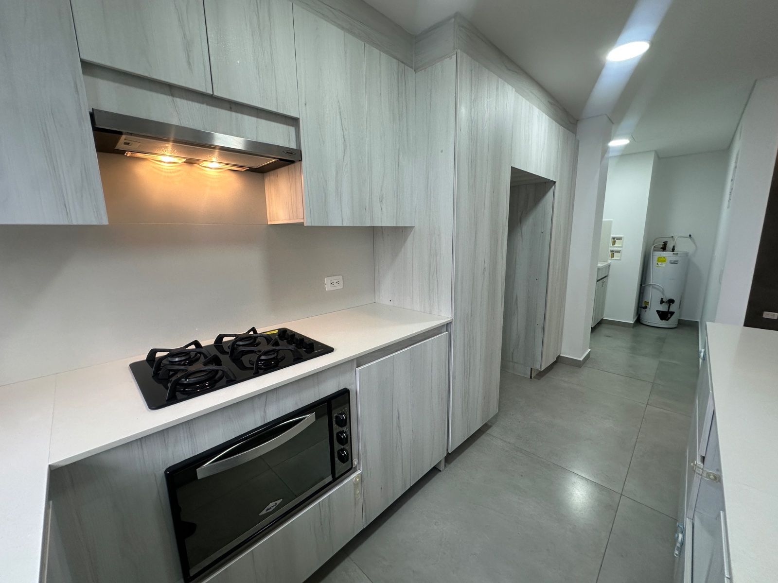 APARTAMENTO EN ARRIENDO UBICADO EN ENVIGADO LOMA DE LOS MESA - 5