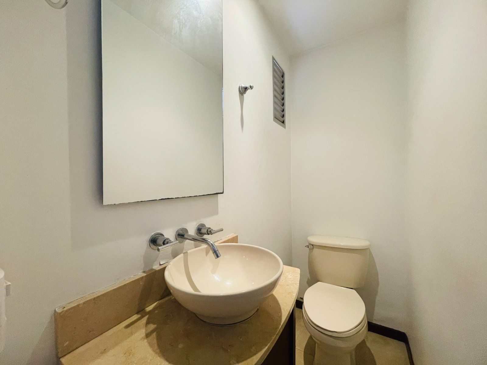 CASA EN VENTA UBICADA EN MEDELLIN SECTOR POBLADO - 18