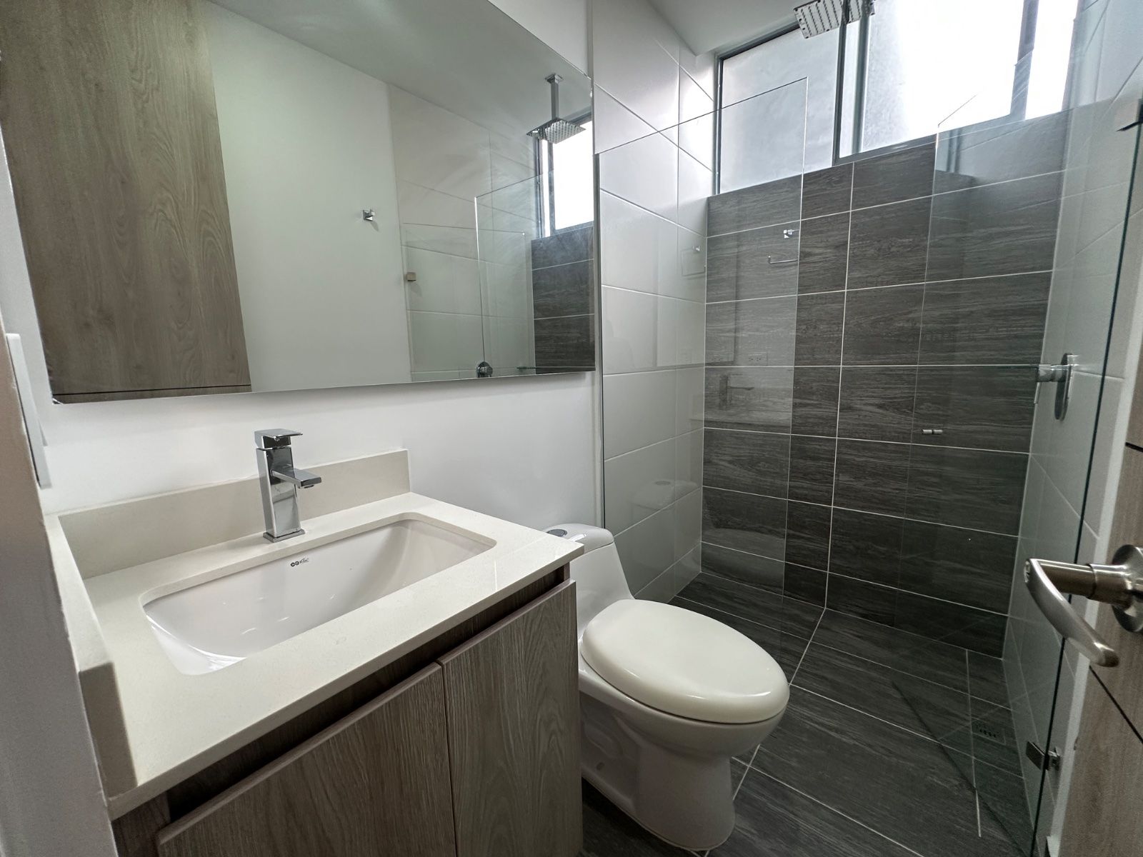 APARTAMENTO EN ARRIENDO UBICADO EN ENVIGADO LOMA DE LOS MESA - 15