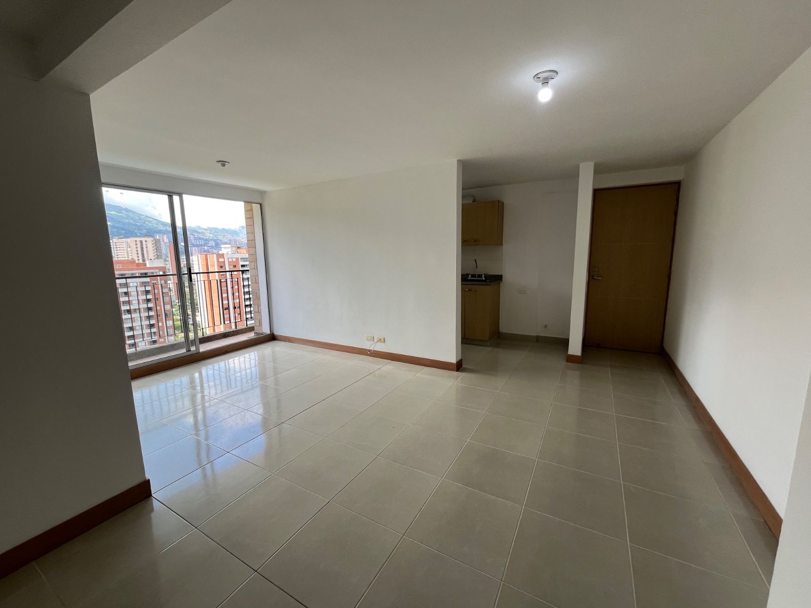 APARTAMENTO EN ARRIENDO UBICADO EN SABANETA SECTOR SAN REMO - 4