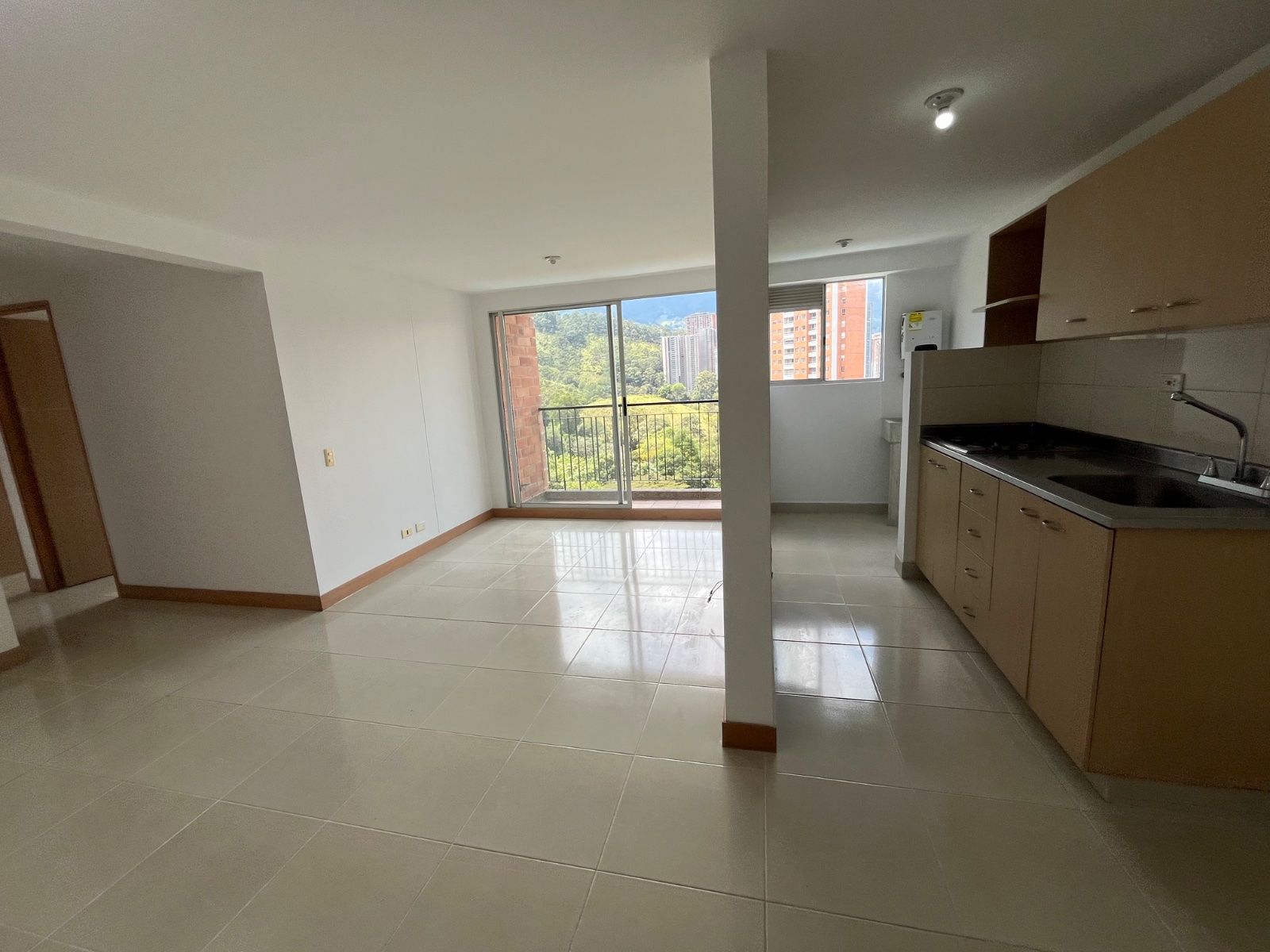 APARTAMENTO EN ARRIENDO UBICADO EN SABANETA SECTOR SAN REMO - 3