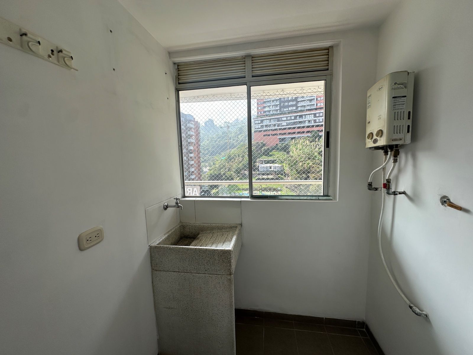 APARTAMENTO EN ARRIENDO UBICADO EN ENVIGADO SECTOR TRIANON - 12