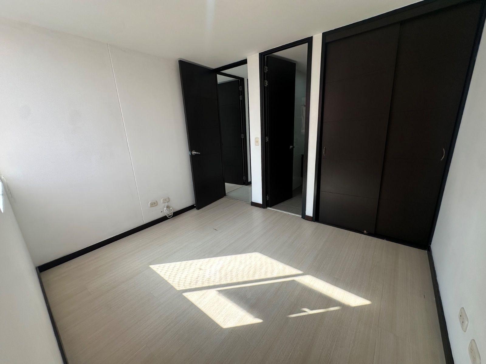 APARTAMENTO EN ARRIENDO UBICADO EN ENVIGADO SECTOR TRIANON - 9